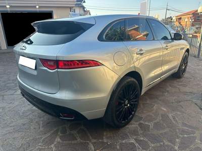 Jaguar F-Pace 2.0 D 180 CV aut. R-Sport Argento usata GENZANO DI ROMA