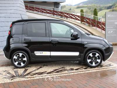 Fiat Panda 1.0 FireFly S&S Hybrid Pandina Nero usata Denno