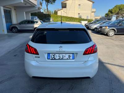 Peugeot 308 BlueHDi 130 S&S Allure MACERATA Bianco usata Recanati