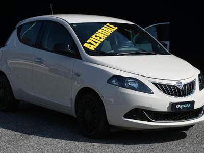 Lancia Ypsilon 1.0 FireFly S&S Hybrid Silver Beige usata Pianezza