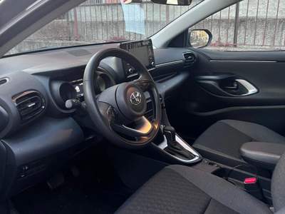 Toyota Yaris Yaris 4a serie1.5 Hybrid 5 porte Nero usata Cinisello Balsamo