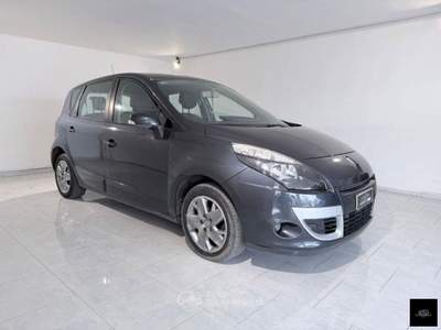 Renault Scénic 1.6 16V Attractive Nero usata San Giuseppe Vesuviano