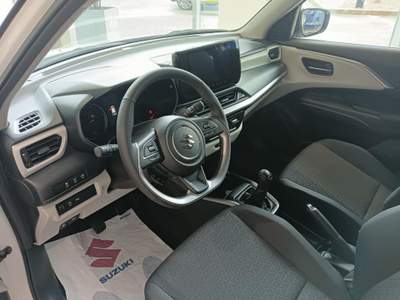 Suzuki Swift 1.2 Hybrid Top Bianco usata SOLARO