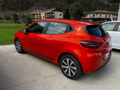 Renault Clio EQUILIBRE Arancione usata Ardesio