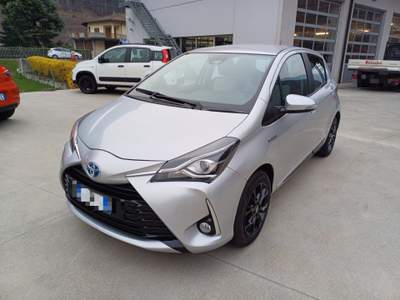 Toyota Yaris 74CV ACTIVE Argento usata Ardesio