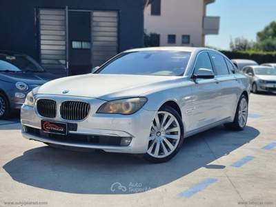 BMW Serie 7 740d 740d xDrive Eccelsa Grigio usata Prato