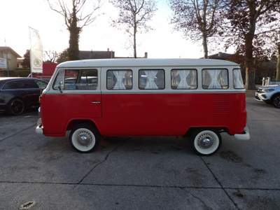 Volkswagen Multivan KOMBI BUS 9 POSTI Bianco usata Spresiano
