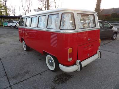 Volkswagen Multivan KOMBI BUS 9 POSTI Bianco usata Spresiano