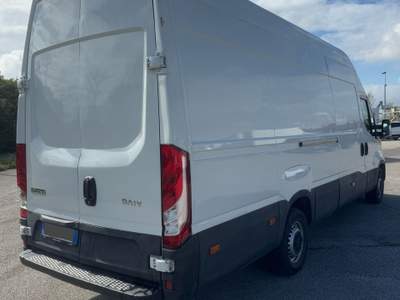Iveco Daily 35-140 L4 H3 Bianco usata Azzano Decimo