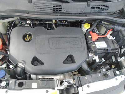 Fiat Panda 0.9 TwinAir Turbo Natural Power Easy Bianco usata Montecassiano