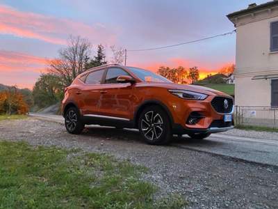 MG ZS luxury Arancione usata Borgo Val di Taro