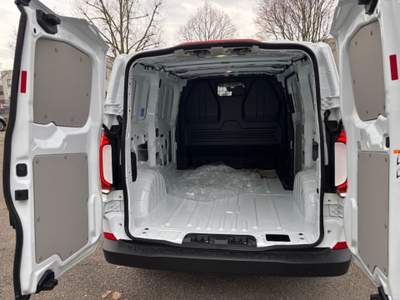 Volkswagen Transporter 2.0 TDI 150CV aut. 4Motion PC-TN Furgone Bianco usata Alba