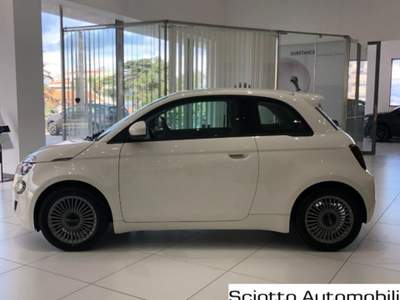 Fiat 500 Berlina 42 kWh Bianco usata MESSINA