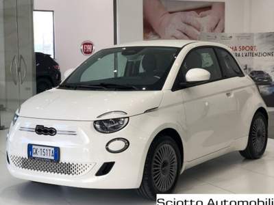 Fiat 500 Berlina 42 kWh Bianco usata MESSINA