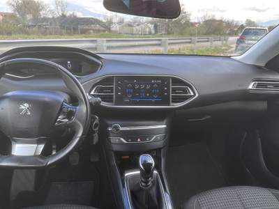 Peugeot 308 BlueHDi 130 S&S SW Business Bianco usata PIGNATARO INTERAMNA