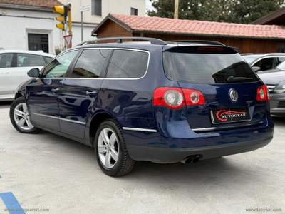 Volkswagen Passat Passat 2.0 TDI DPF Var. Highline Blu/Azzurro usata Prato
