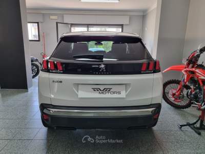 Peugeot 3008 3008 PureTech Turbo 130 S&S Allure Bianco usata Guglionesi