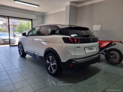 Peugeot 3008 3008 PureTech Turbo 130 S&S Allure Bianco usata Guglionesi
