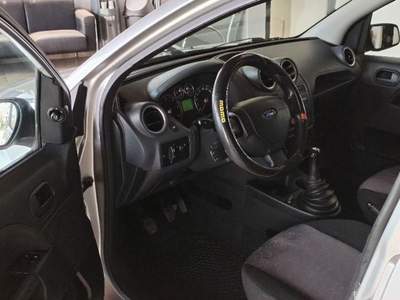 Ford Fiesta  5p 1.4 tdci Ghia est usata Ragusa
