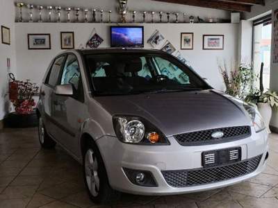 Ford Fiesta  5p 1.4 tdci Ghia est usata Ragusa