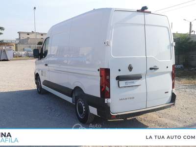 Renault Master Master e tech t35 87kwh l2h2 Bianco usata Marcianise