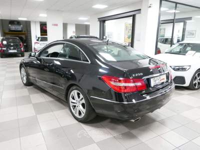 Mercedes-Benz Classe E CDI Coupé BlueEFFICIENCY Executive UNICO PROPR. Nero usata Firenze