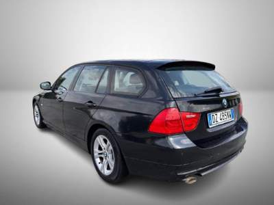 BMW Serie 3 320d d cat Touring Attiva Automatica Nero usata Oderzo