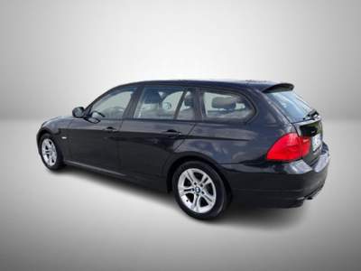 BMW Serie 3 320d d cat Touring Attiva Automatica Nero usata Oderzo