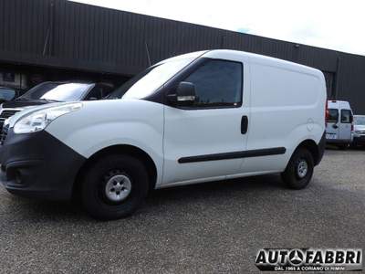 Opel Combo OPEL - Combo 1.3 MJT 90 CV DIESEL 2 POSTI AUTOCARRO CLIMA PDC POST. eu5 B Bianco usata CORIANO