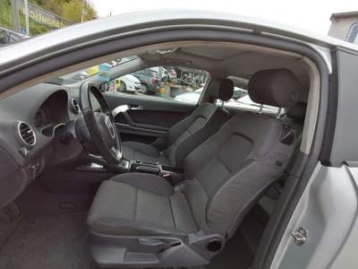 Audi A3 1.6 AMBITION 3 PORTE METANO 102cv Argento usata Napoli