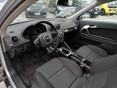 Audi A3 1.6 AMBITION 3 PORTE METANO 102cv Argento usata Napoli
