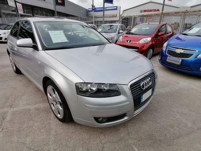 Audi A3 1.6 AMBITION 3 PORTE METANO 102cv Argento usata Napoli