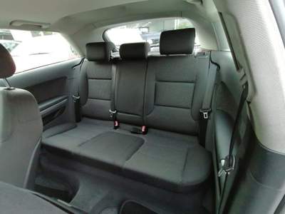 Audi A3 1.6 AMBITION 3 PORTE METANO 102cv Argento usata Napoli