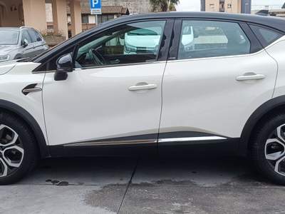 Renault Captur Plug-in Hybrid E-Tech 160 CV Intens Bianco usata SORA