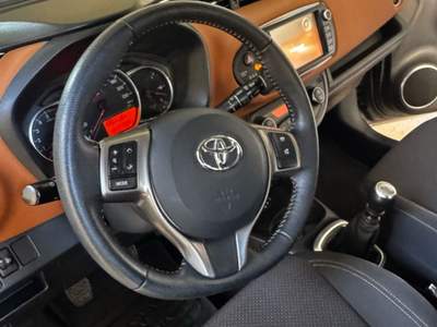 Toyota Yaris toyota yaris Grigio usata San Bonifacio