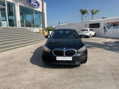 BMW Serie 1 116d 116d 5p. Business Advantage Automatica Nero usata Lucugnano