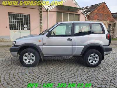 Nissan Terrano II 2.7 Tdi 3 porte Sport ok NEOPATENTATI Argento usata COSSATO