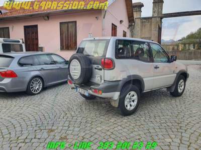 Nissan Terrano II 2.7 Tdi 3 porte Sport ok NEOPATENTATI Argento usata COSSATO