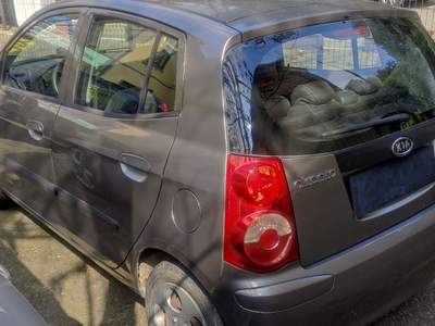 Kia Picanto 12V Life neopatentati Bronzo usata Cassano Magnago