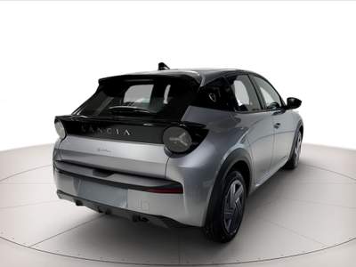 Lancia Ypsilon 1.2 ibrida 100cv e-dct Argento usata Rovigo