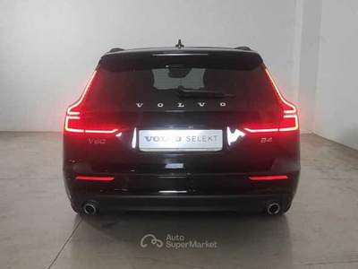 Volvo V60 Momentum Business Pro, B4 mild Hybrid (D) Nero usata Altavilla Vicentina