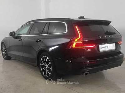 Volvo V60 Momentum Business Pro, B4 mild Hybrid (D) Nero usata Altavilla Vicentina