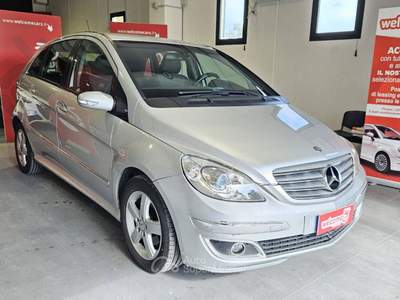 Mercedes-Benz Classe B 200 cdi Chrome Grigio usata Sassari
