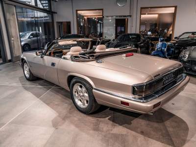 Jaguar XJ 4.0 cat Convertible 2+2*A.S.I.* Grigio usata MILANO