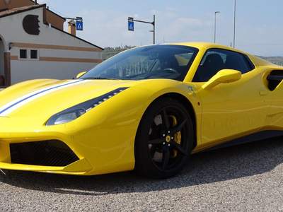 Ferrari 488 Spider Giallo usata Colognola ai Colli