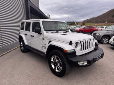 Jeep Wrangler Unlimited 2.2 Mjt II 4X4 4WD Sahara GANCIO TRAINO Bianco usata Sant'Angelo in vado