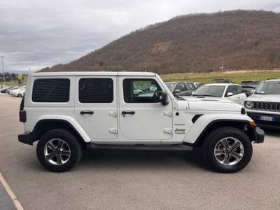 Jeep Wrangler Unlimited 2.2 Mjt II 4X4 4WD Sahara GANCIO TRAINO Bianco usata Sant'Angelo in vado