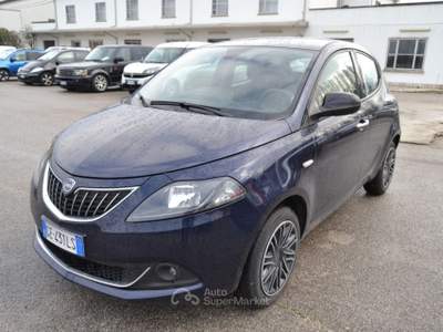 Lancia Ypsilon 1.0 FireFly 5 p. Hybrid Ecochic Gold Blu/Azzurro usata COMACCHIO