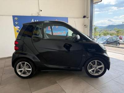 Smart ForTwo 800 40 kW  passion cdi Nero usata ADRANO