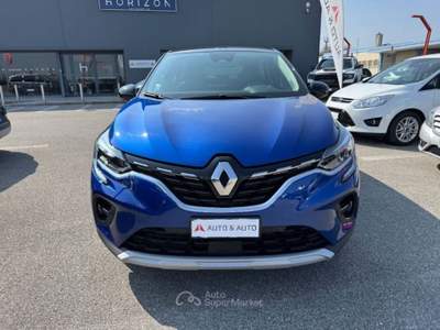 Renault Captur 1.6 E-Tech phev Intens 160cv auto my21 Blu/Azzurro usata Tavagnacco